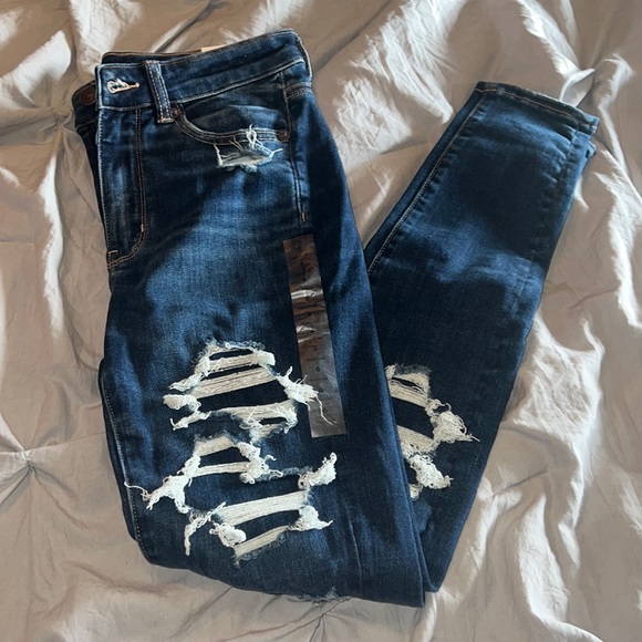 American Eagle Outfitters Denim - NWT women’s American eagle jeans